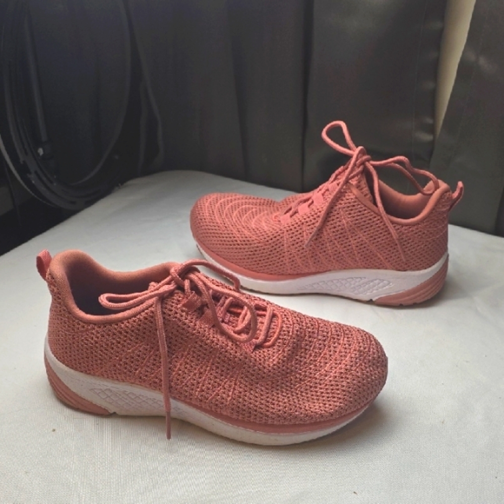 Propet Orthopedic Women's Sneakers Stylish Pink Knit Comfort Insoles Sz 8 EUC